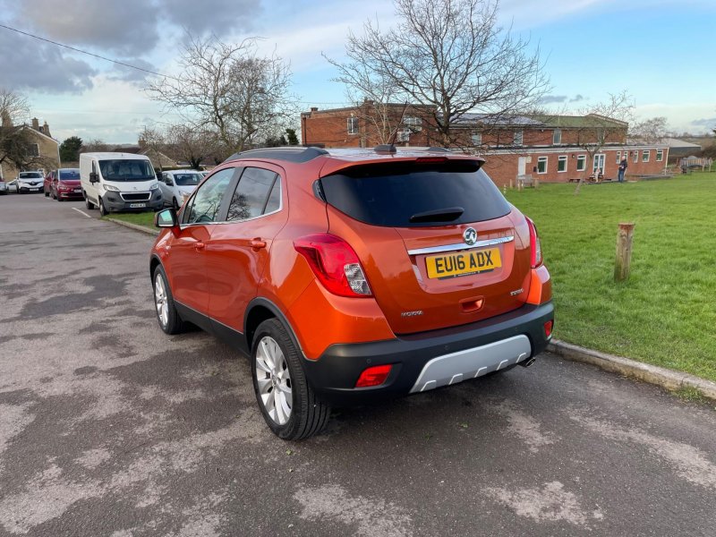 VAUXHALL MOKKA